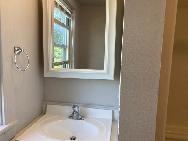 Upstairs bath vanity - 136 Fruitville Pike
