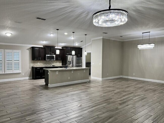 Building Photo - 4 bedroom in Jacksonville FL 32257