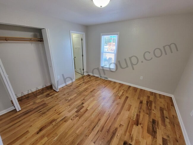 Building Photo - 6411 32nd Ave