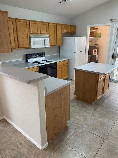 Building Photo - 5808 E Brown Rd