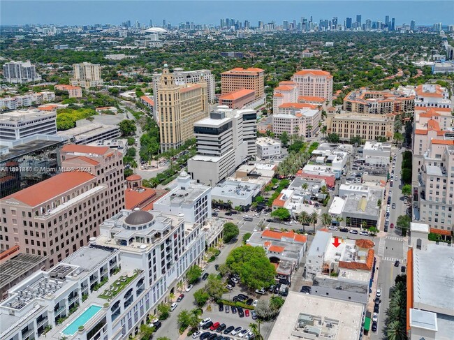 Building Photo - 2314 Ponce de Leon Blvd