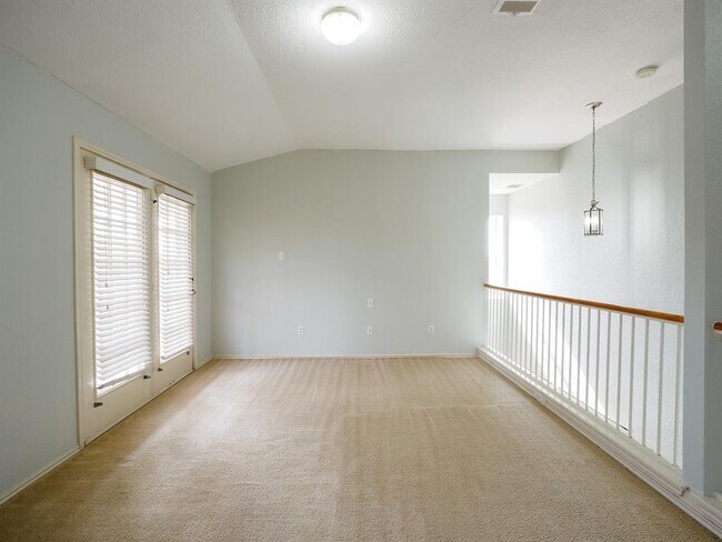 Building Photo - 13504 Richard Nixon St