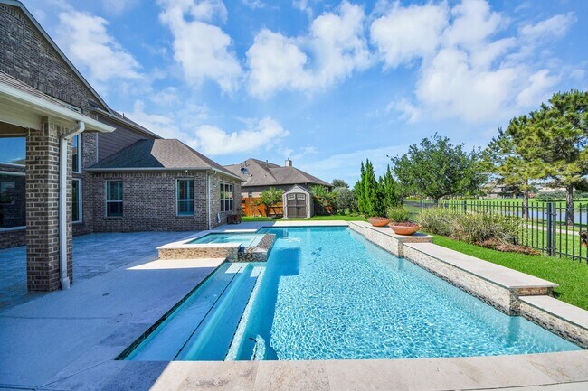 Building Photo - 25627 Fleming Lodge Ln