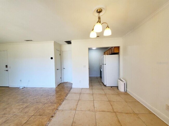 Building Photo - 13832 Orange Sunset Dr