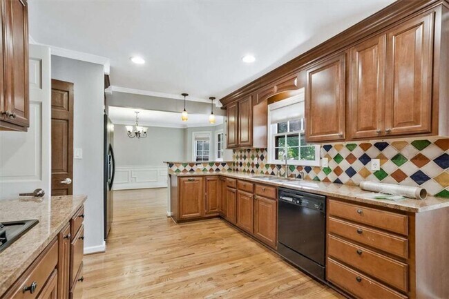 Building Photo - 5741 Wolf Laurel Dr SW