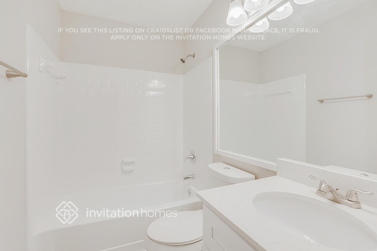 Building Photo - 6563 Eastbriar Dr