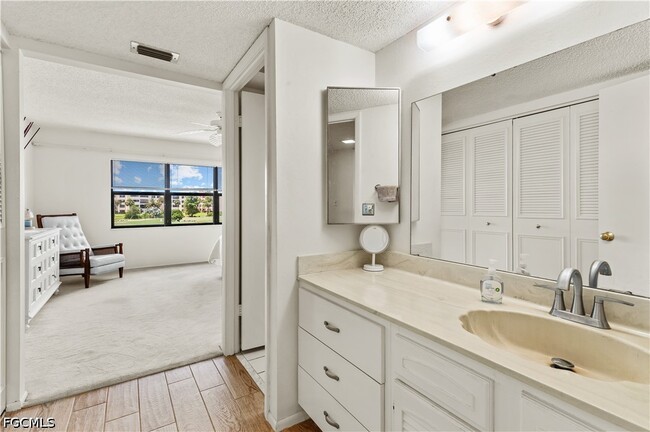Building Photo - 1747 Pebble Beach Dr