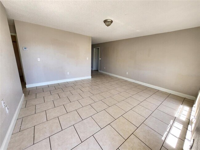 Building Photo - 7321 Exemplar Dr