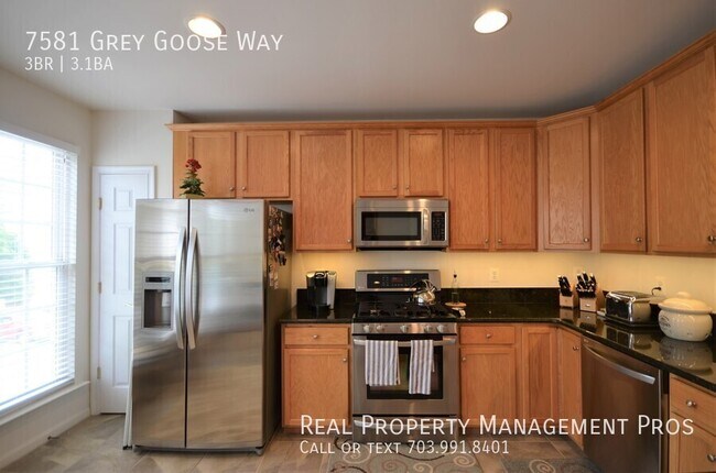 Building Photo - 7581 Grey Goose Way