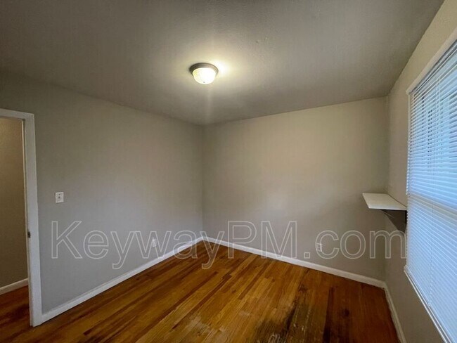 Building Photo - 2341 Ridge Rd