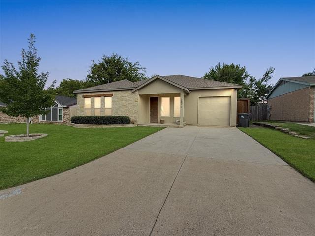 Building Photo - 2310 Newbury Dr