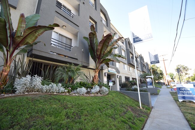Building Photo - 11030
