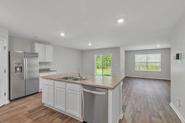 Building Photo - 419 Turp Landing Ln