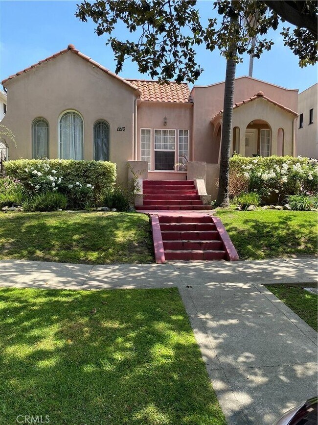 Primary Photo - 1210 S Citrus Ave