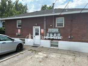 Building Photo - 1414 N Garfield Ave