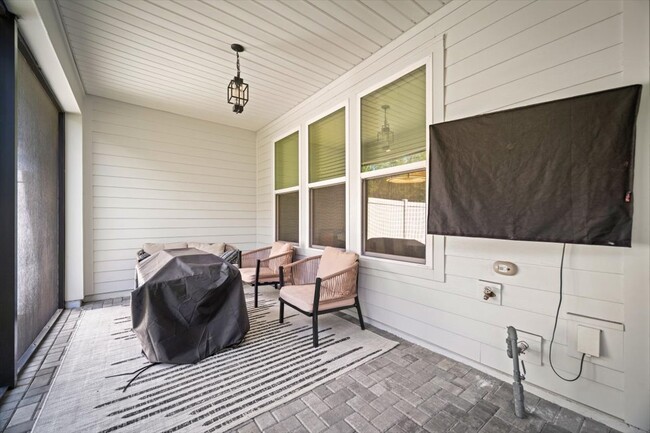 Building Photo - 11358 Newtonian Blvd