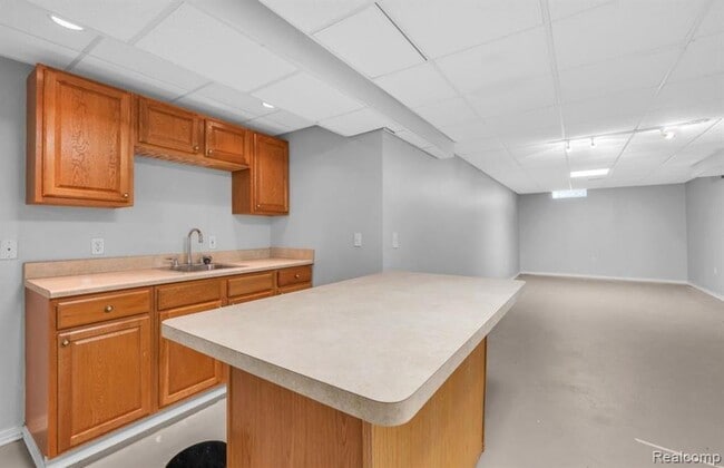 Building Photo - 203 Falling Brook Dr