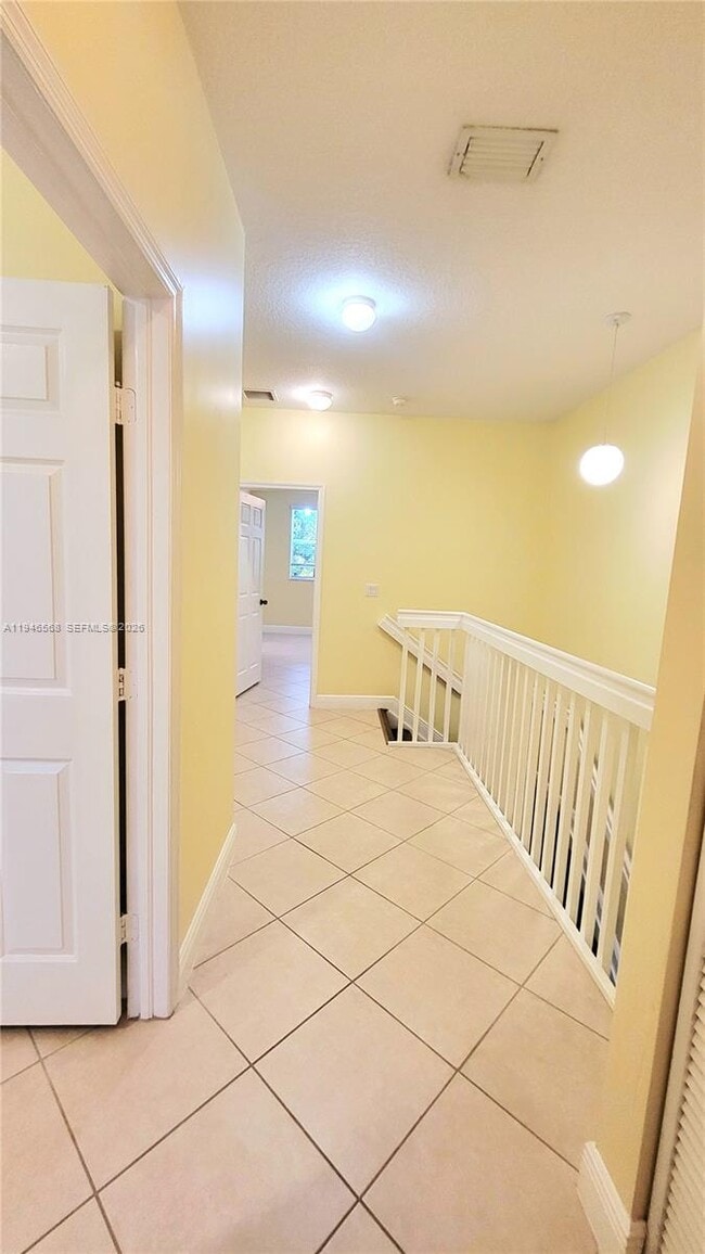 Building Photo - 4935 Tradewinds Ter