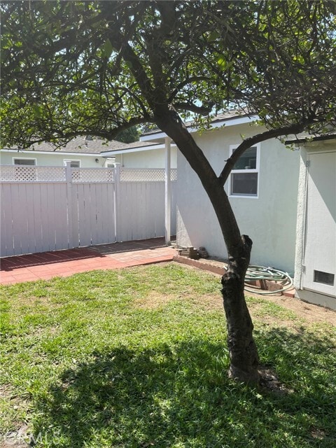 Building Photo - 3807 Mohawk St