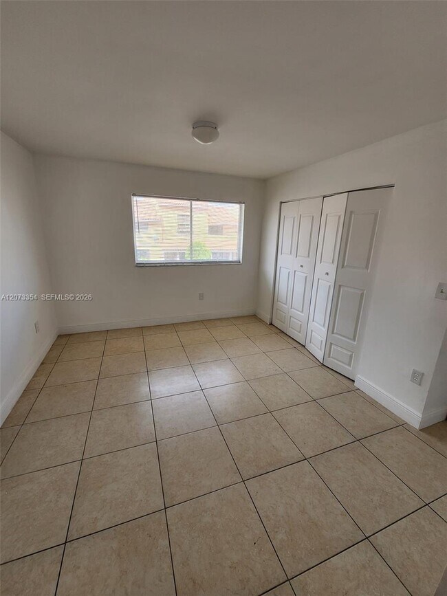 Building Photo - 2770 W 61st Pl