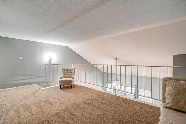 Building Photo - 14777 Wunderlich Dr