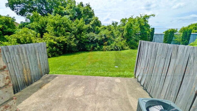 Building Photo - 1640 Baltimore Dr
