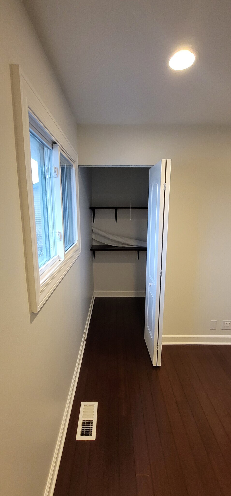 Building Photo - 1147 Needham Rd