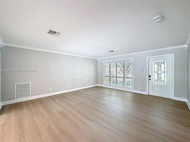 Building Photo - 2533 NE 21st Terrace