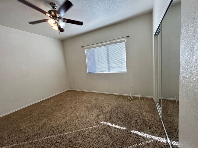 Building Photo - Private Laundry, Gated Community