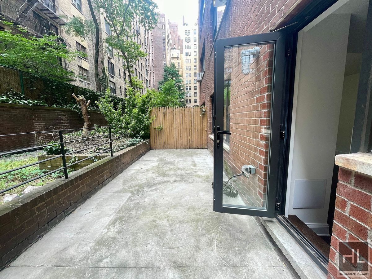 Building Photo - EAST 56 STREET