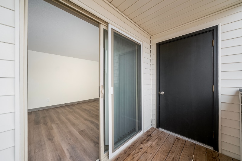 Building Photo - 1430 3rd Ave E