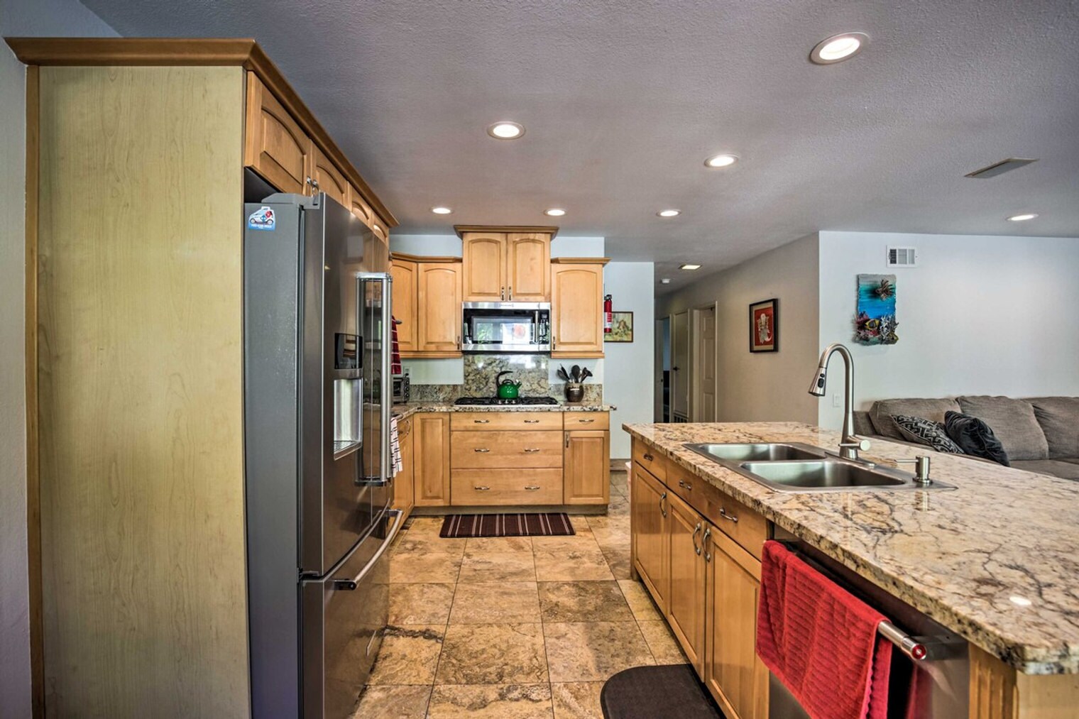 Building Photo - 939 Begonia Ct