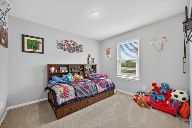 Building Photo - 10831 Fall Mill Dr