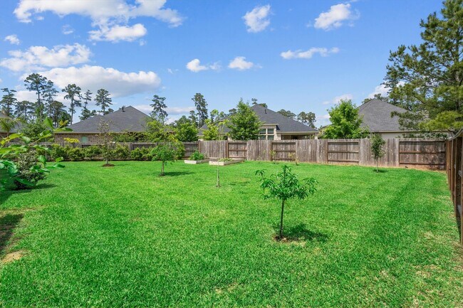 Building Photo - 122 Coral Bells Ct