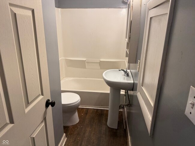 Building Photo - 1719 Johnson Ave