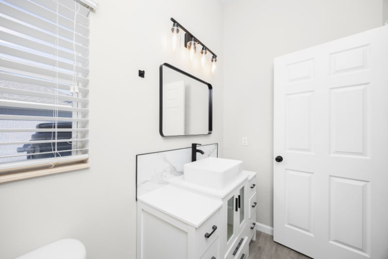 Building Photo - 3300 NW 15th Ln