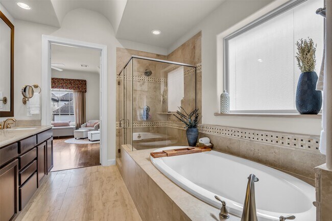 Building Photo - 1721 Upland Lakes