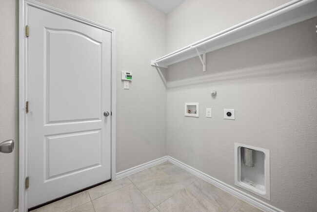 Building Photo - 3409 Keechi Creek Dr