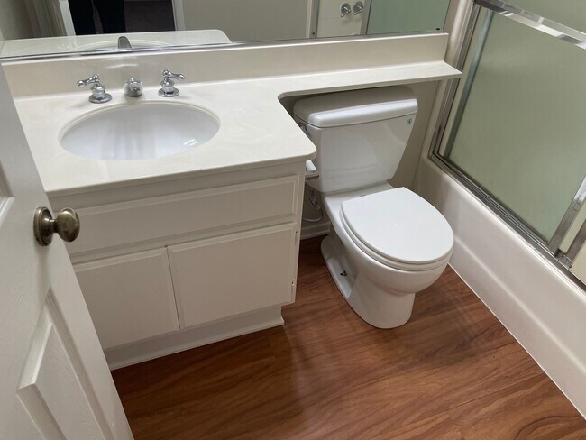 Building Photo - 95 Camino del Oro