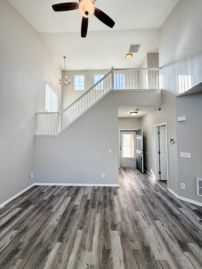 Building Photo - 14837 E 118th Ave