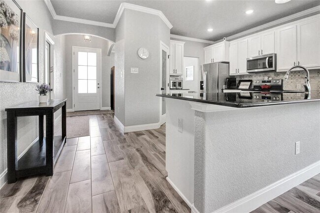 Building Photo - 7307 Diamond Dove Dr