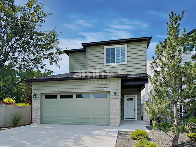 Building Photo - 3073 E Ionia Ct