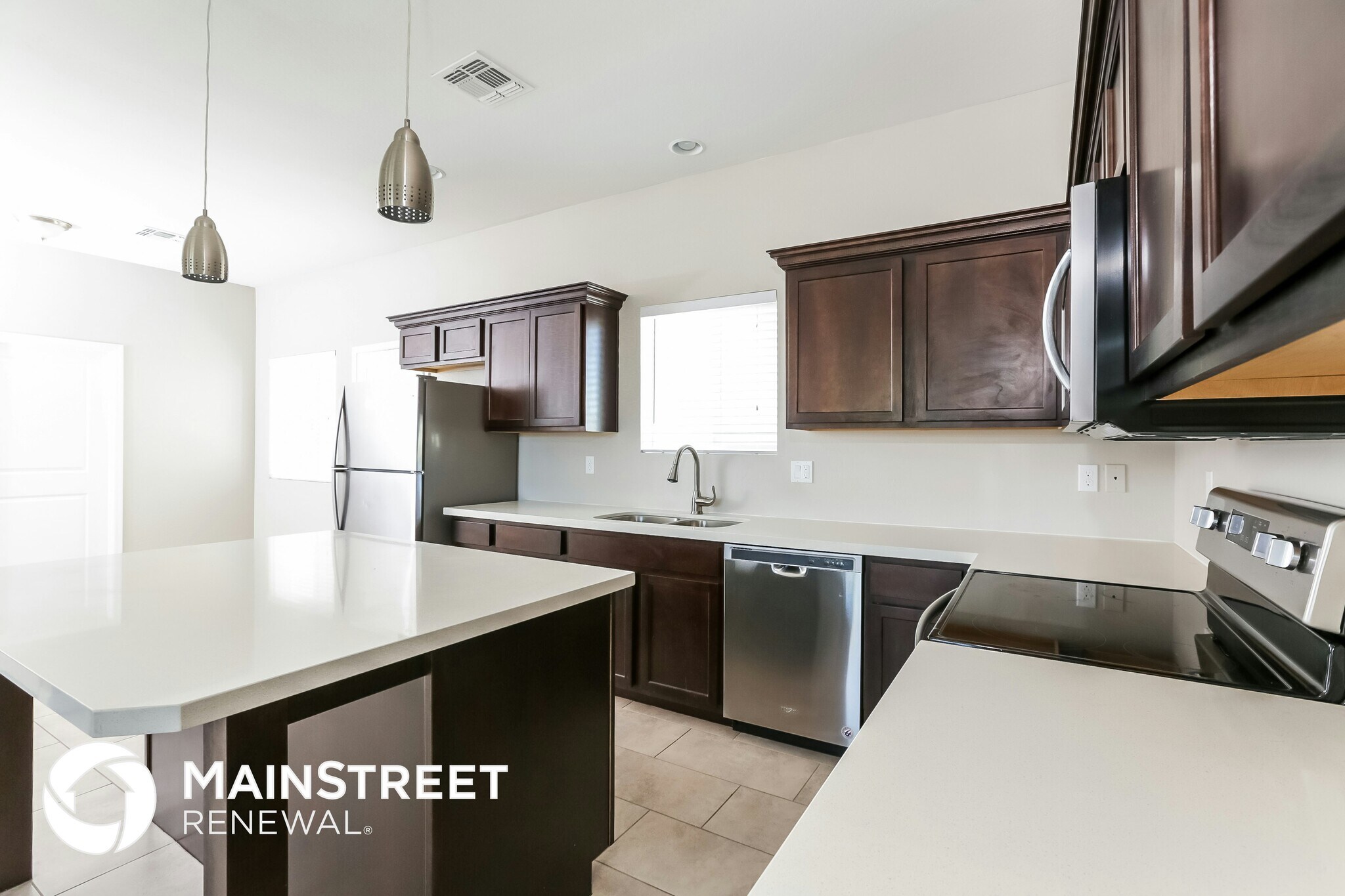 Building Photo - 2000 N 36th St