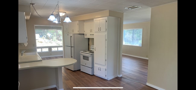 Building Photo - 3986 CA-49
