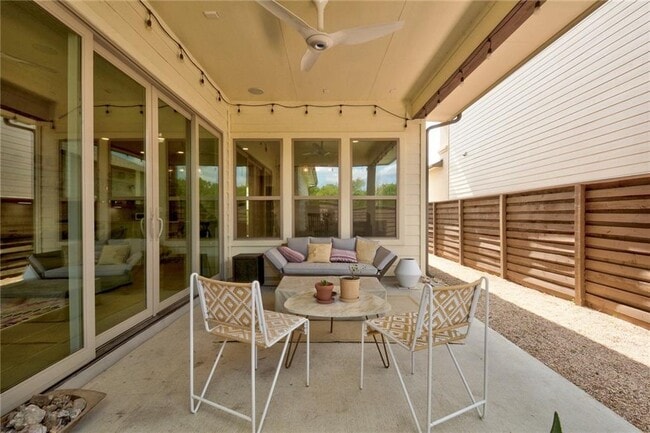 Building Photo - 1508 Arcilla St