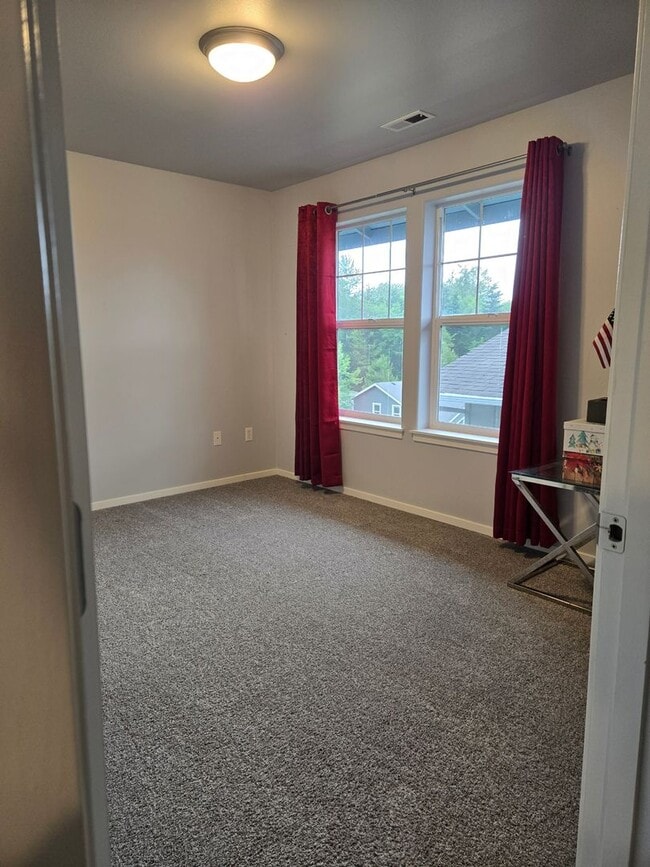 Building Photo - Gorgeous Mount Vernon Home 4 Beds 3.5 Bath...