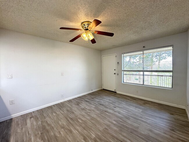 Building Photo - 64281 Spyglass Ave