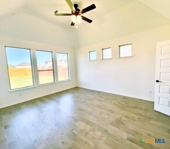 Building Photo - 608 Breeze Hollow Ln