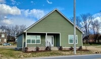 Building Photo - 2950 Smallhouse Rd