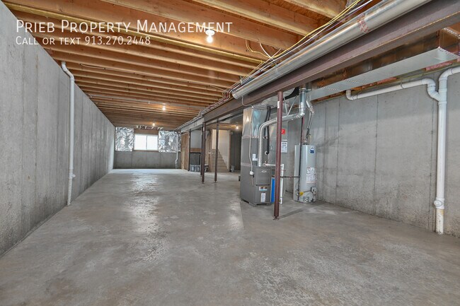 Building Photo - 2653 W Dartmouth St
